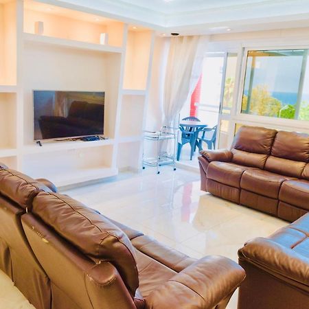 Royal Beach Front Apartments Netanya Eksteriør billede