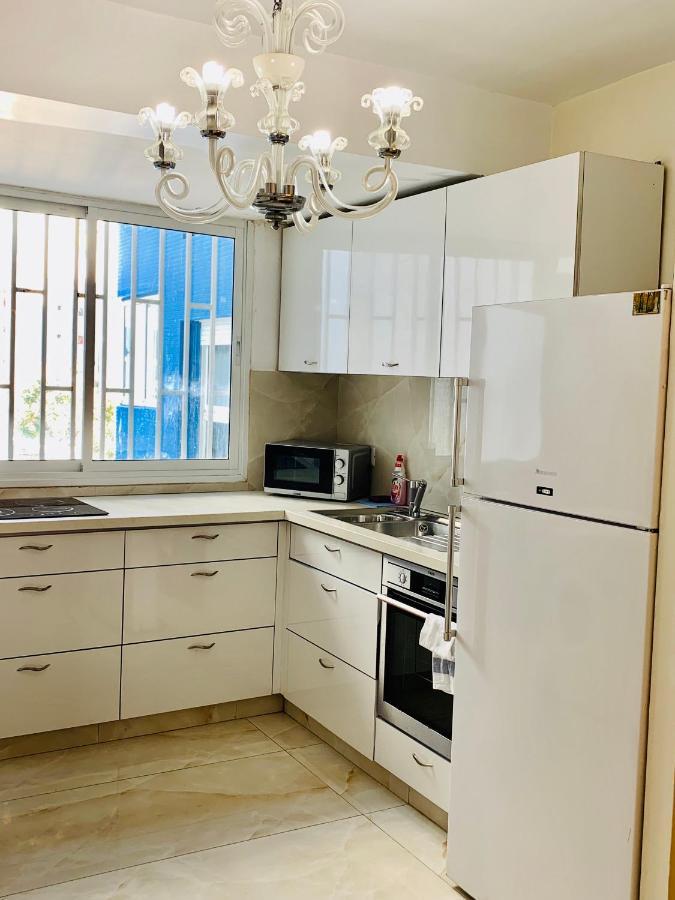 Royal Beach Front Apartments Netanya Eksteriør billede